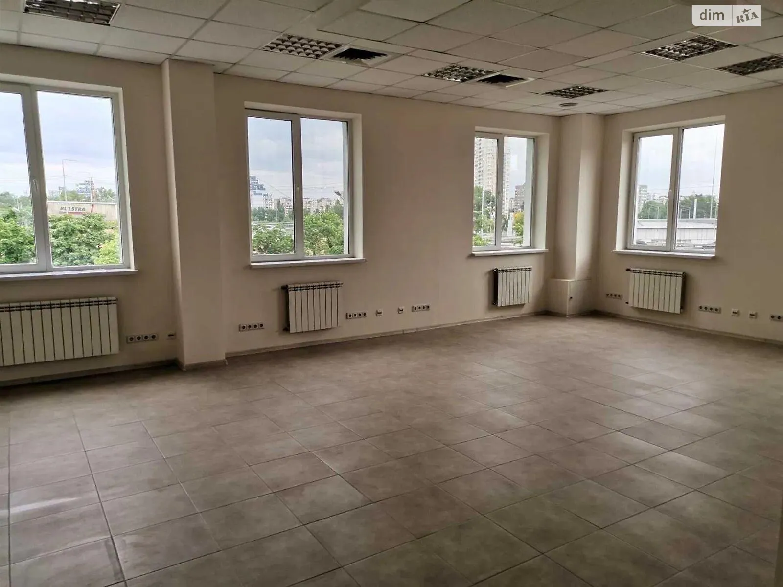 Здається в оренду офіс 483 кв. м в бізнес-центрі, цена: 241500 грн - фото 1