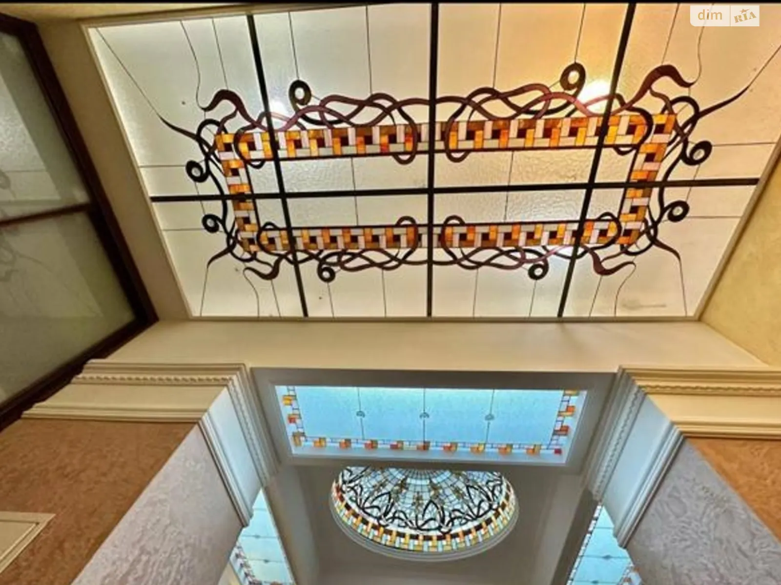 Продается 4-комнатная квартира 164.5 кв. м в Львове, ул. Юрия Руфа(Некрасова), 15 - фото 1