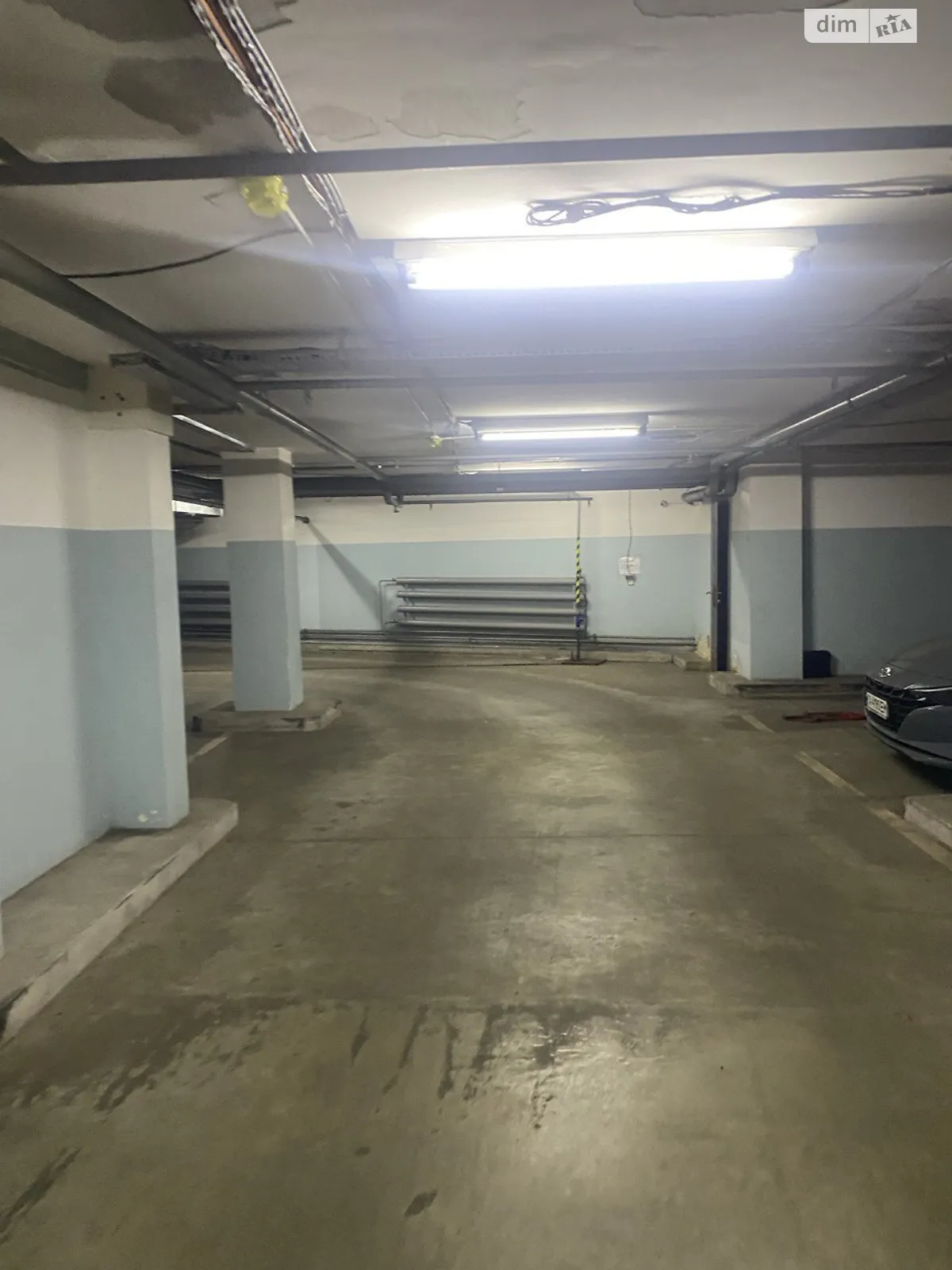 Продается подземный паркинг под легковое авто на 11.6 кв. м, цена: 24900 $ - фото 1