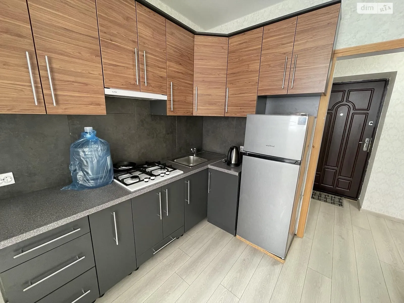 Продается 1-комнатная квартира 36 кв. м в Софиевской Борщаговке, ул. Радужная, 117/119 - фото 1