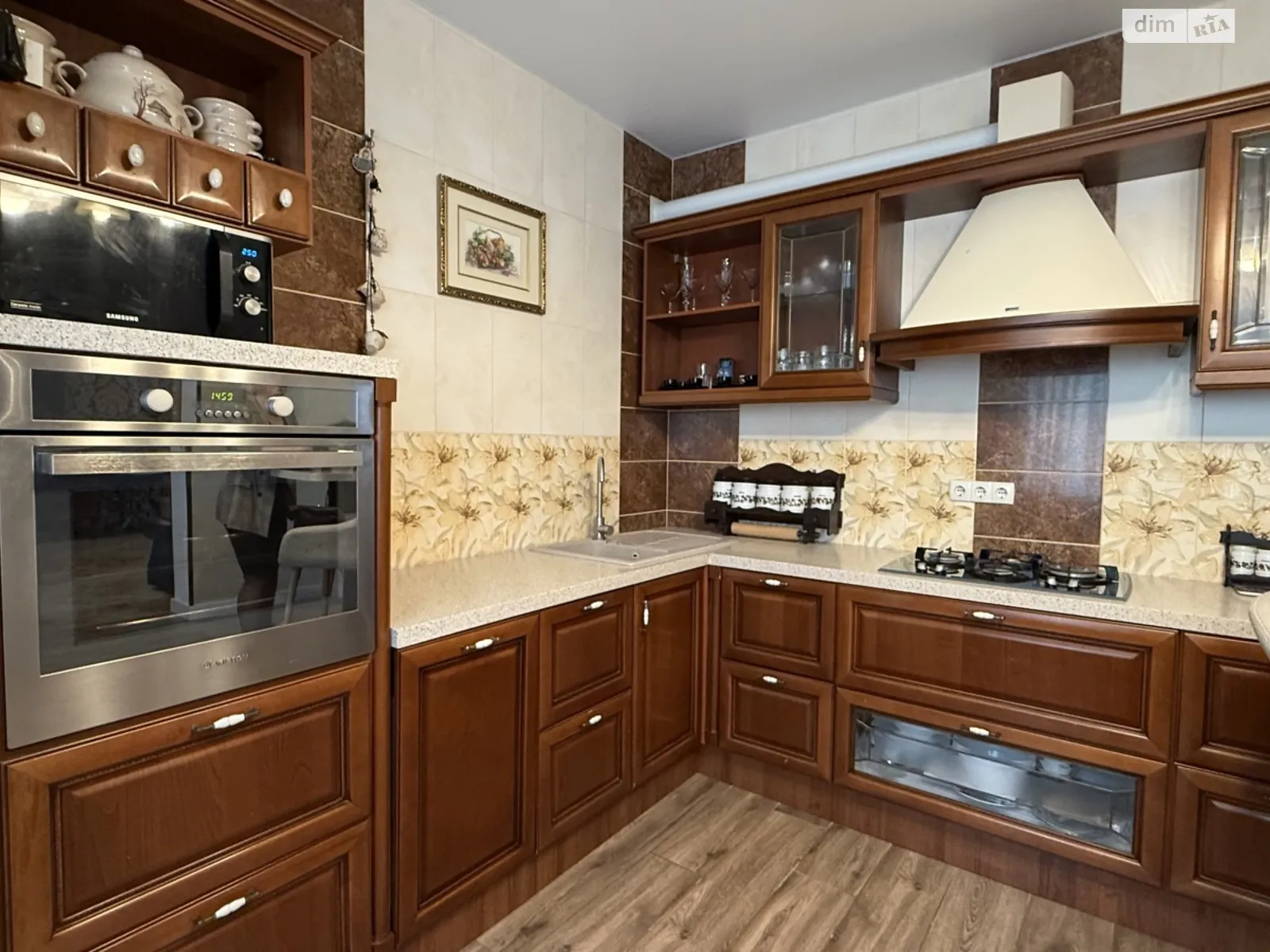 Продається будинок 2 поверховий 188 кв. м з верандою, цена: 225000 € - фото 1