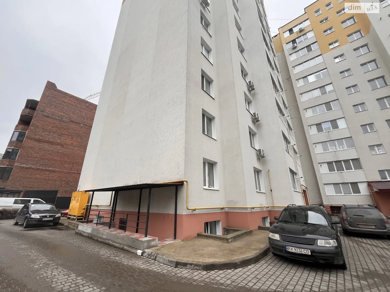 Сдается в аренду помещения свободного назначения 88.4 кв. м в 9-этажном здании, цена: 17000 грн - фото 1