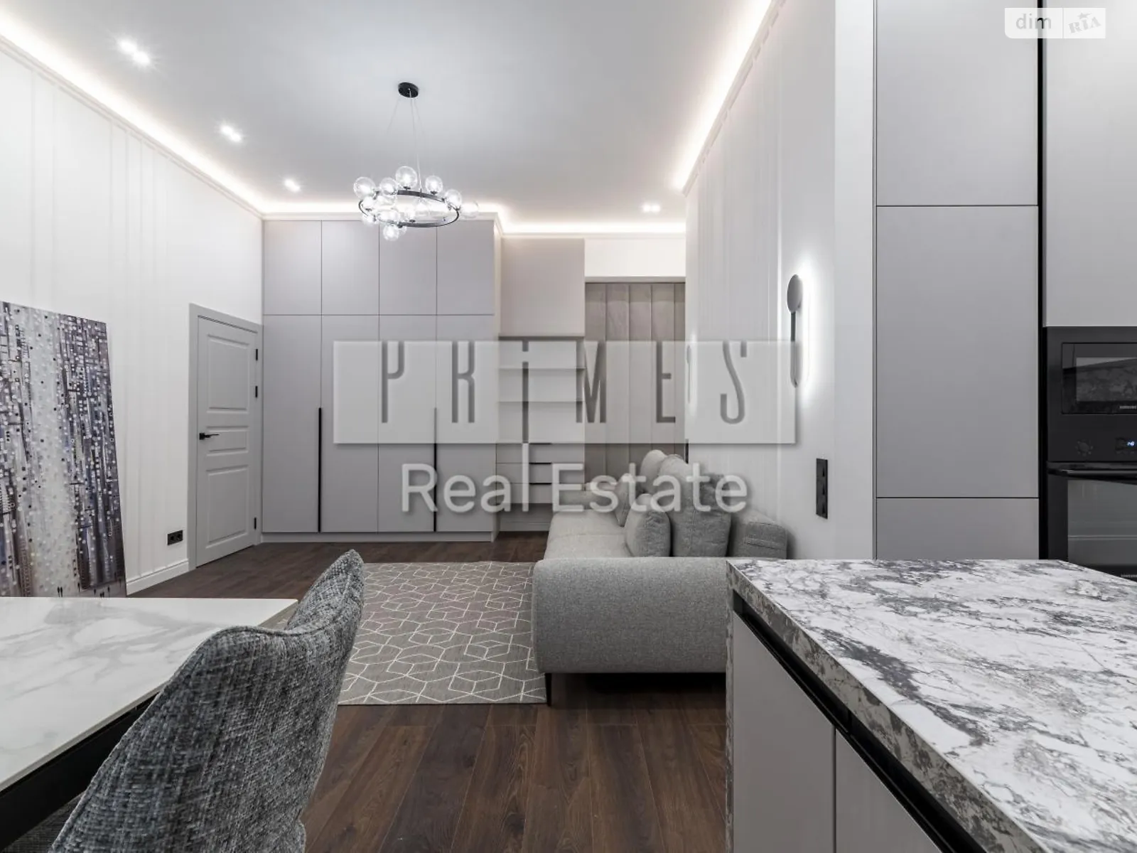 Продается 2-комнатная квартира 64 кв. м в Киеве, ул. Олеся Гончара - фото 1