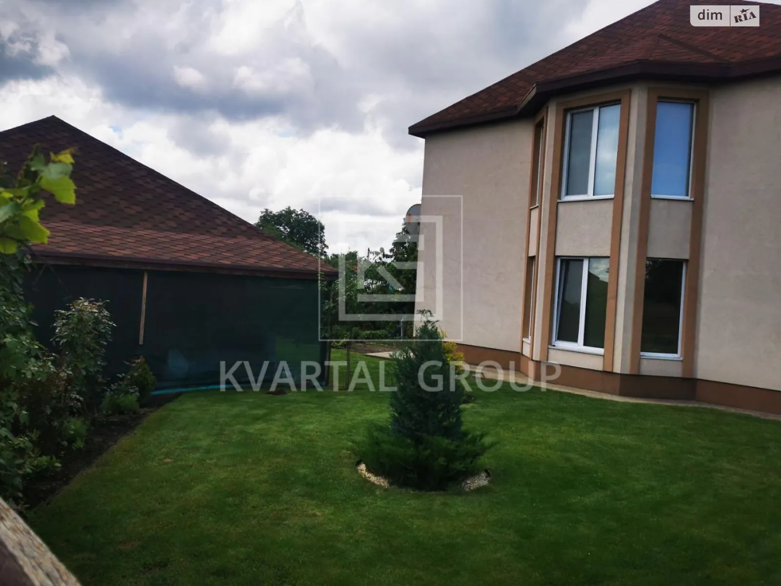 Продается дом на 2 этажа 272 кв. м с мансардой, цена: 314000 $ - фото 1