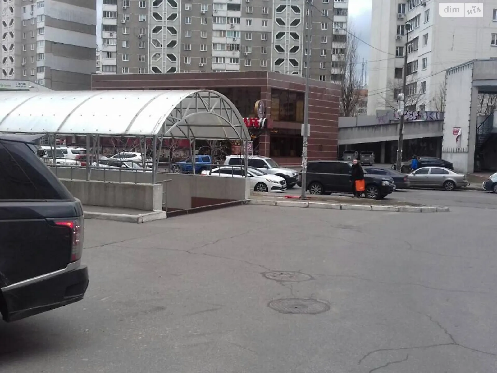 Сдается в аренду подземный паркинг универсальный на 24.5 кв. м, цена: 10000 грн - фото 1