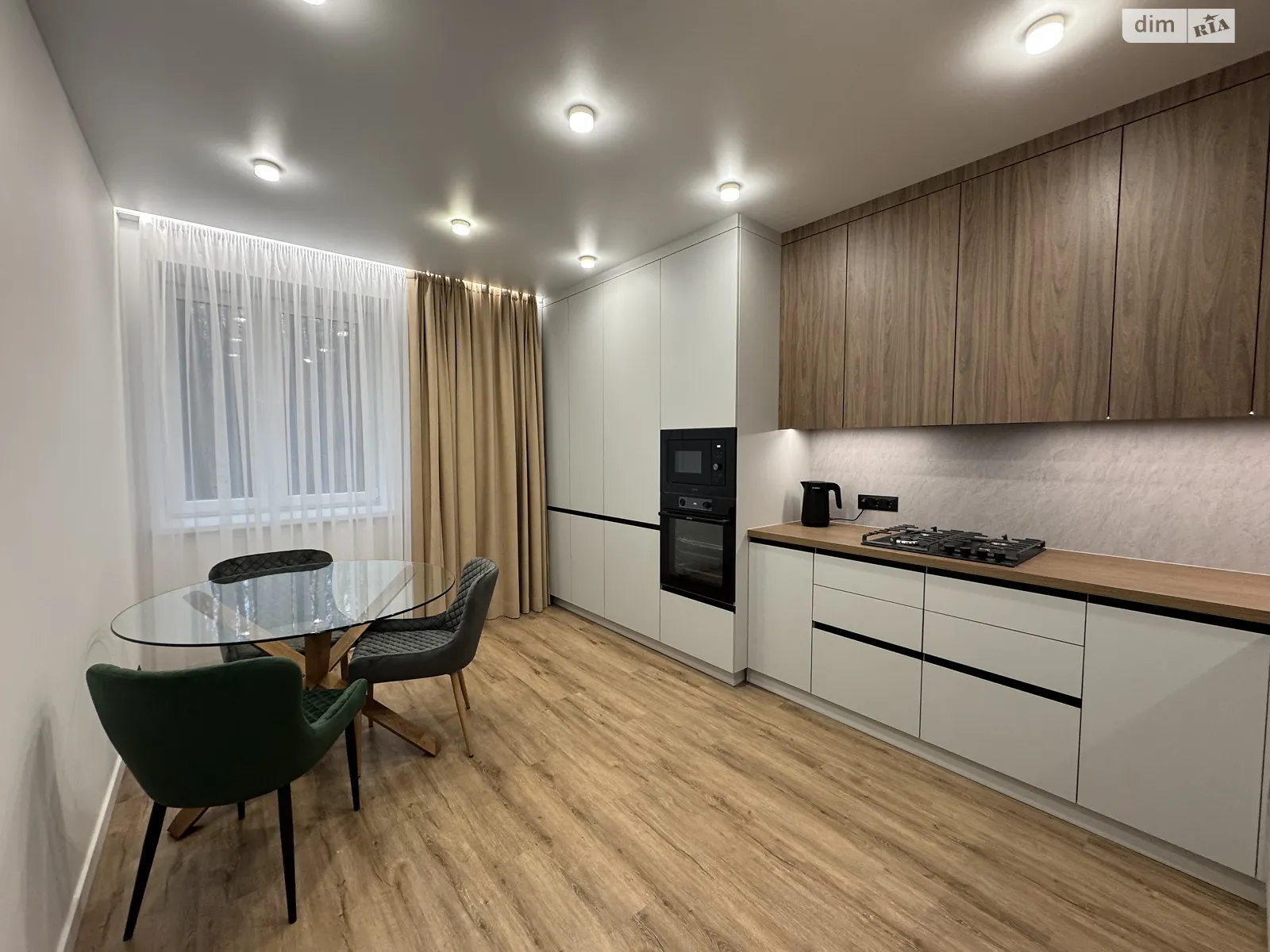 Сдается в аренду 1-комнатная квартира 44.2 кв. м в Виннице, ул. Праведников мира(Максимовича), 21Ж корпус 2 - фото 1