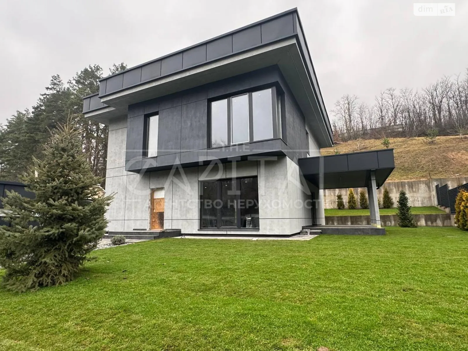 Продається будинок 2 поверховий 200 кв. м з банею/сауною, цена: 420000 $ - фото 1