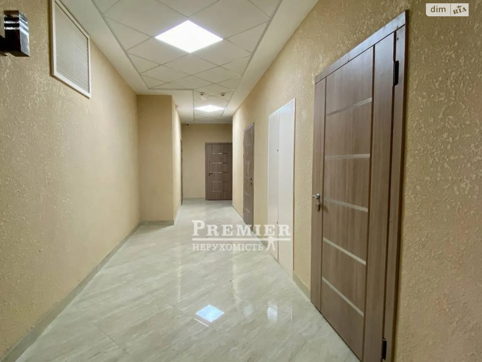 Продається 1-кімнатна квартира 59.2 кв. м у Одесі, Фонтанська дор., 124 - фото 1