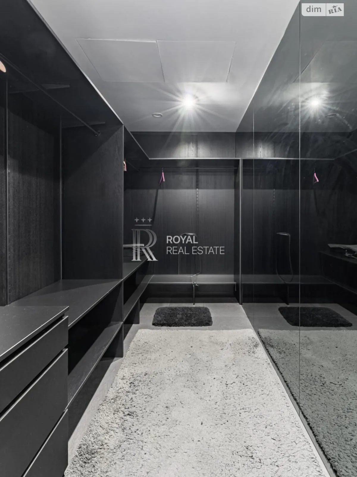 Продается дом на 2 этажа 500 кв. м с участком, цена: 1310000 $ - фото 1