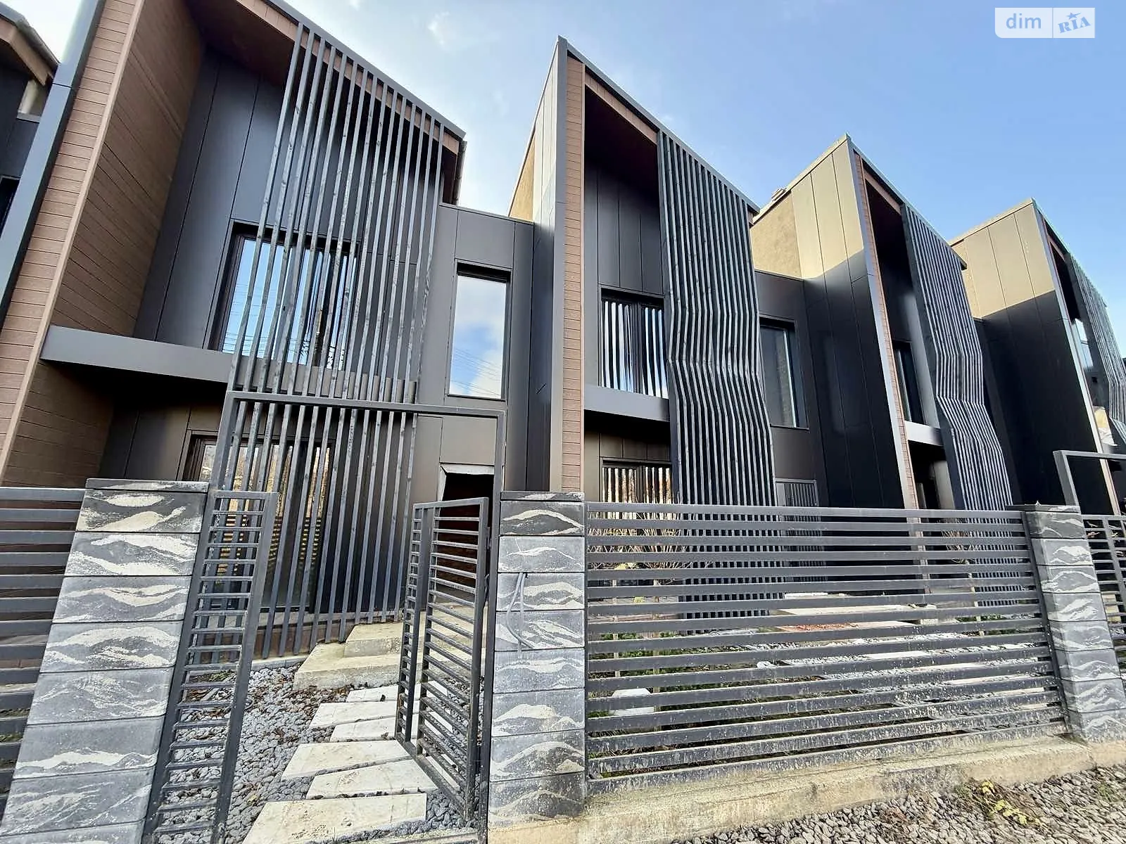 ул. Августовская, 45А Пятничаны Винница, цена: 90000 $ - фото 1