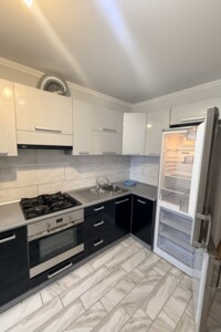 Довгострокова оренда квартири, Тернопіль, р‑н. Дружба, Тролейбусна вулиця