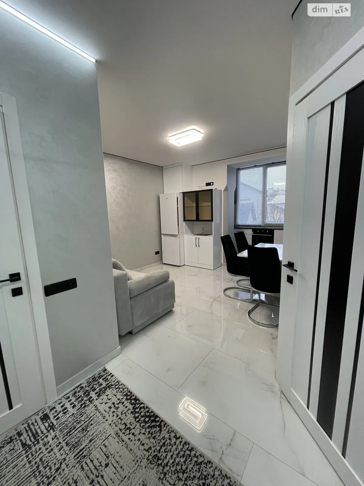 1-кімнатна квартира 42 кв. м у Тернополі, вул. Зелена, 3 - фото 1