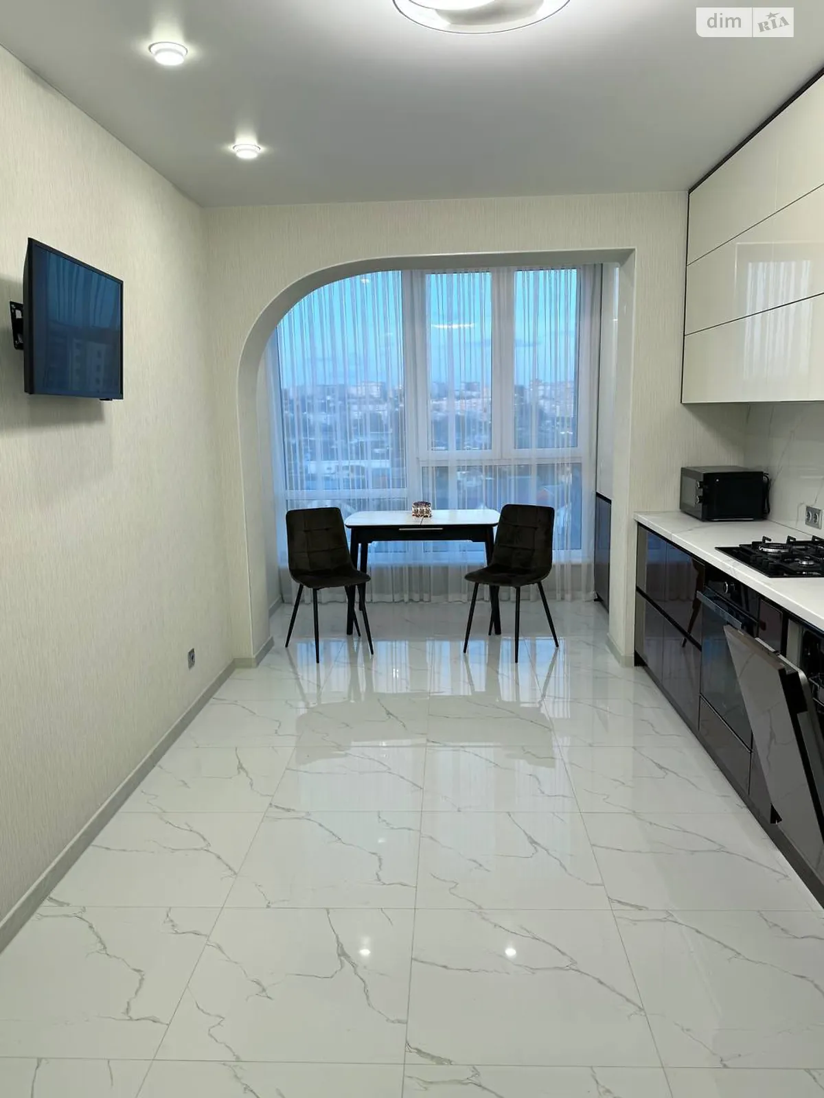 Сдается в аренду 1-комнатная квартира 51.4 кв. м в Хмельницком, ул. Подольская, 8 - фото 1