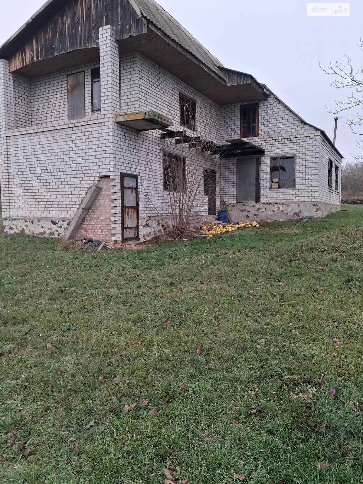 Продается одноэтажный дом 97.3 кв. м с террасой, цена: 10000 $ - фото 1