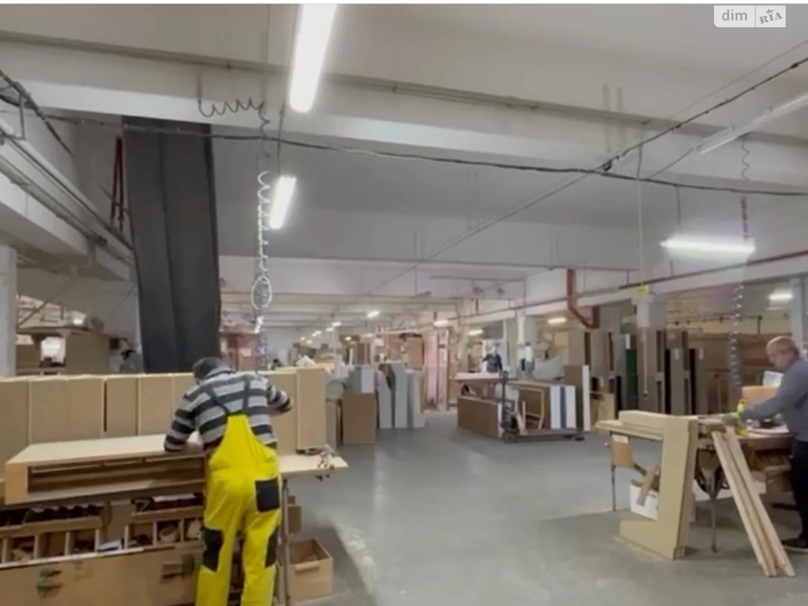 Продається приміщення вільного призначення 6402.3 кв. м в 2-поверховій будівлі, цена: 1350000 $ - фото 1