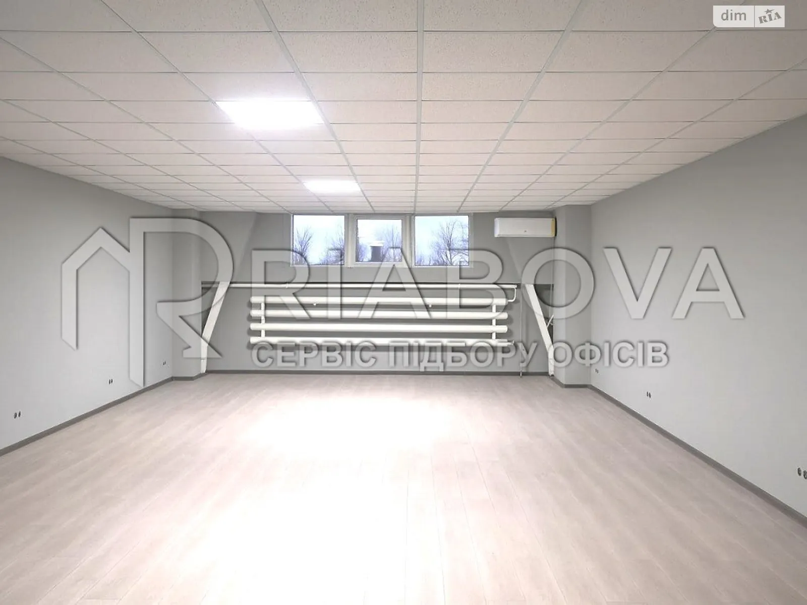 Сдается в аренду офис 88.1 кв. м в бизнес-центре, цена: 25989 грн - фото 1