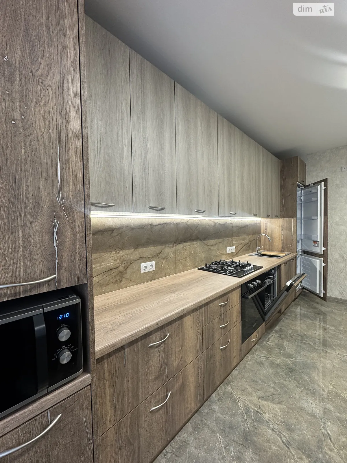 Сдается в аренду 1-комнатная квартира 46 кв. м в Хмельницком, ул. Кармелюка, 3/6 - фото 1