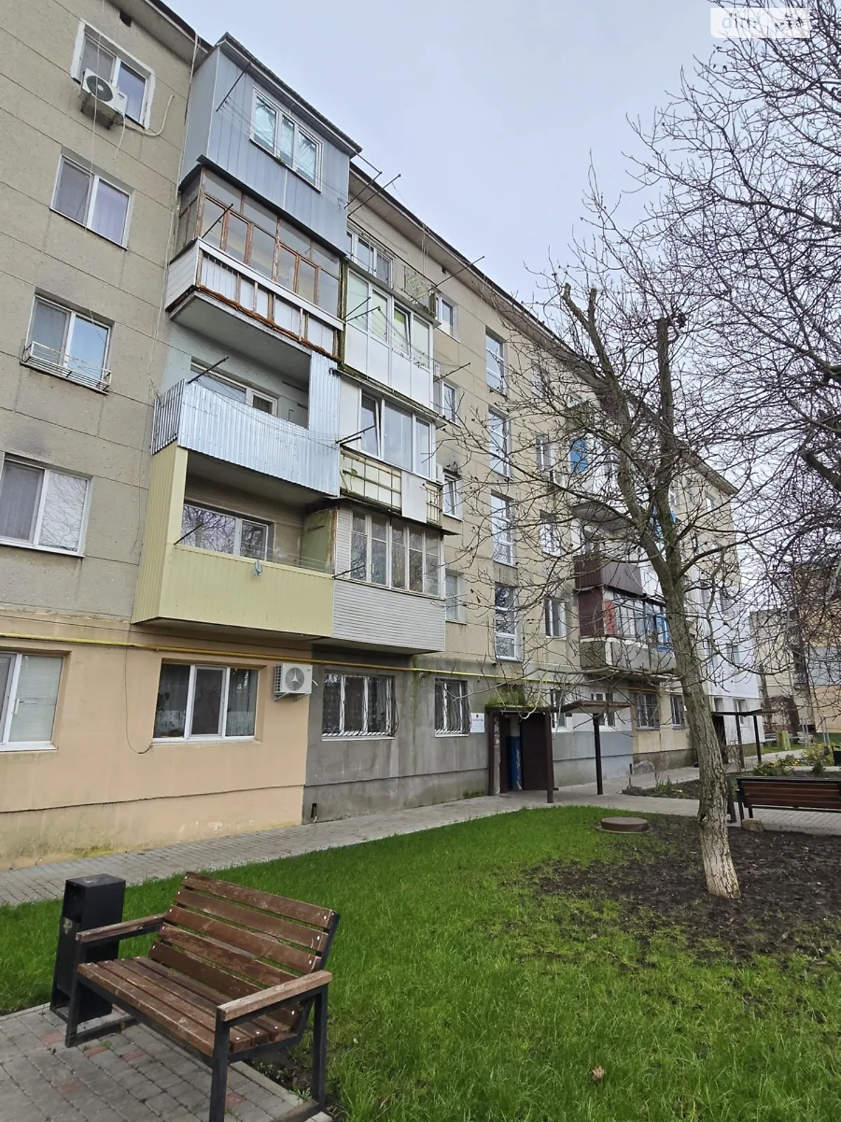 Продается 1-комнатная квартира 32.8 кв. м в, цена: 18000 $ - фото 1
