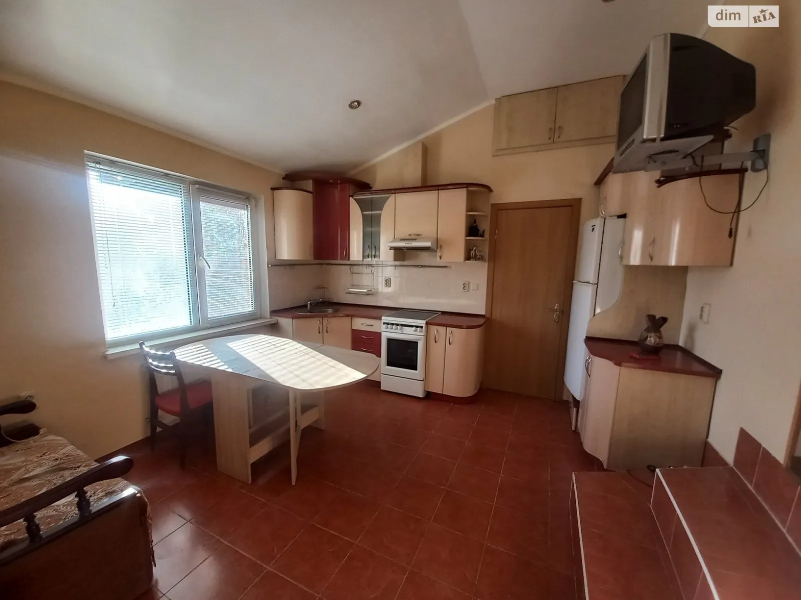 Продается дом на 2 этажа 129.3 кв. м с бассейном, цена: 62000 $ - фото 1