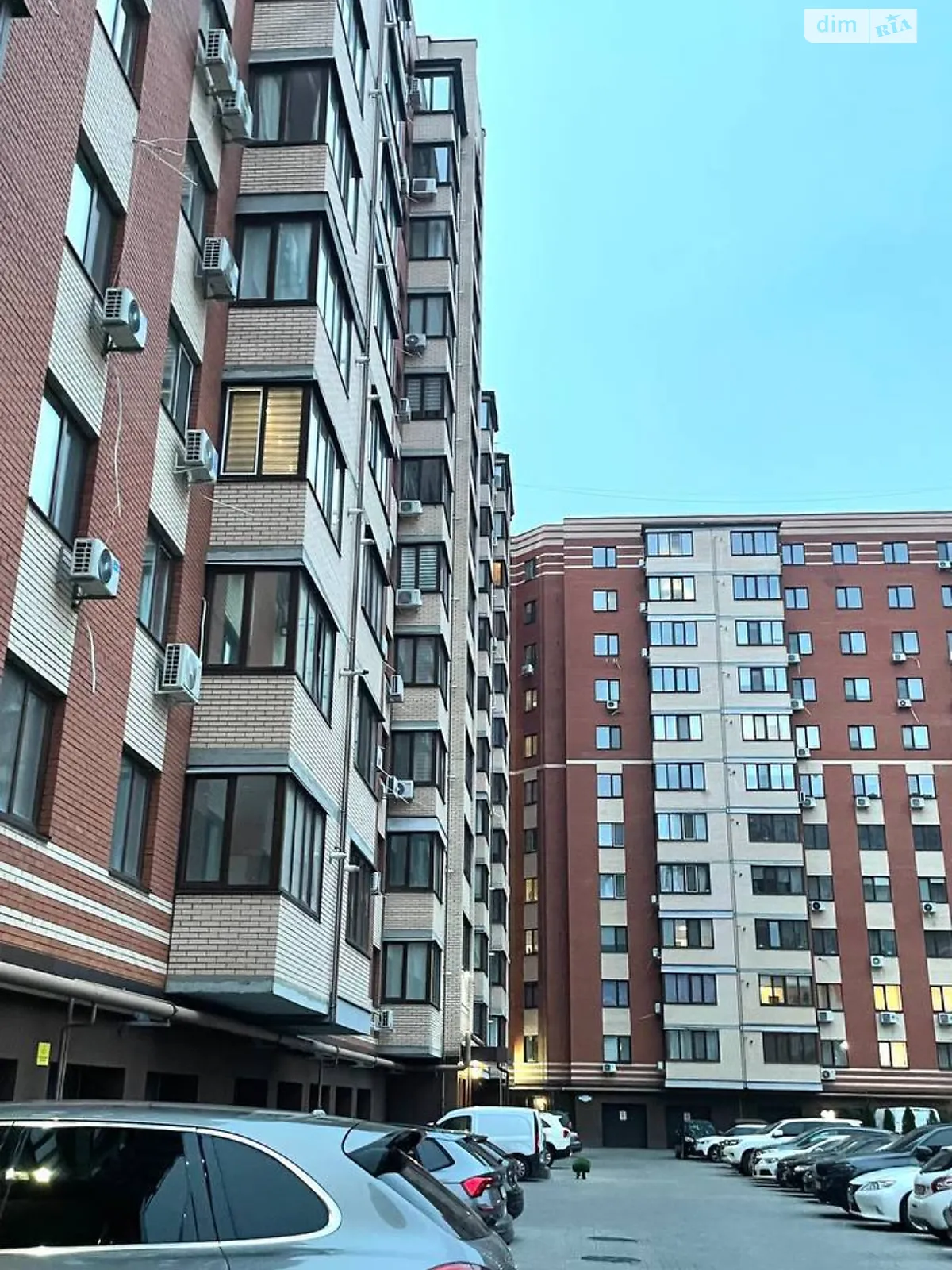 Продается 2-комнатная квартира 54 кв. м в Слобожанском, ул. Владимирская, 1 корпус 1 - фото 1