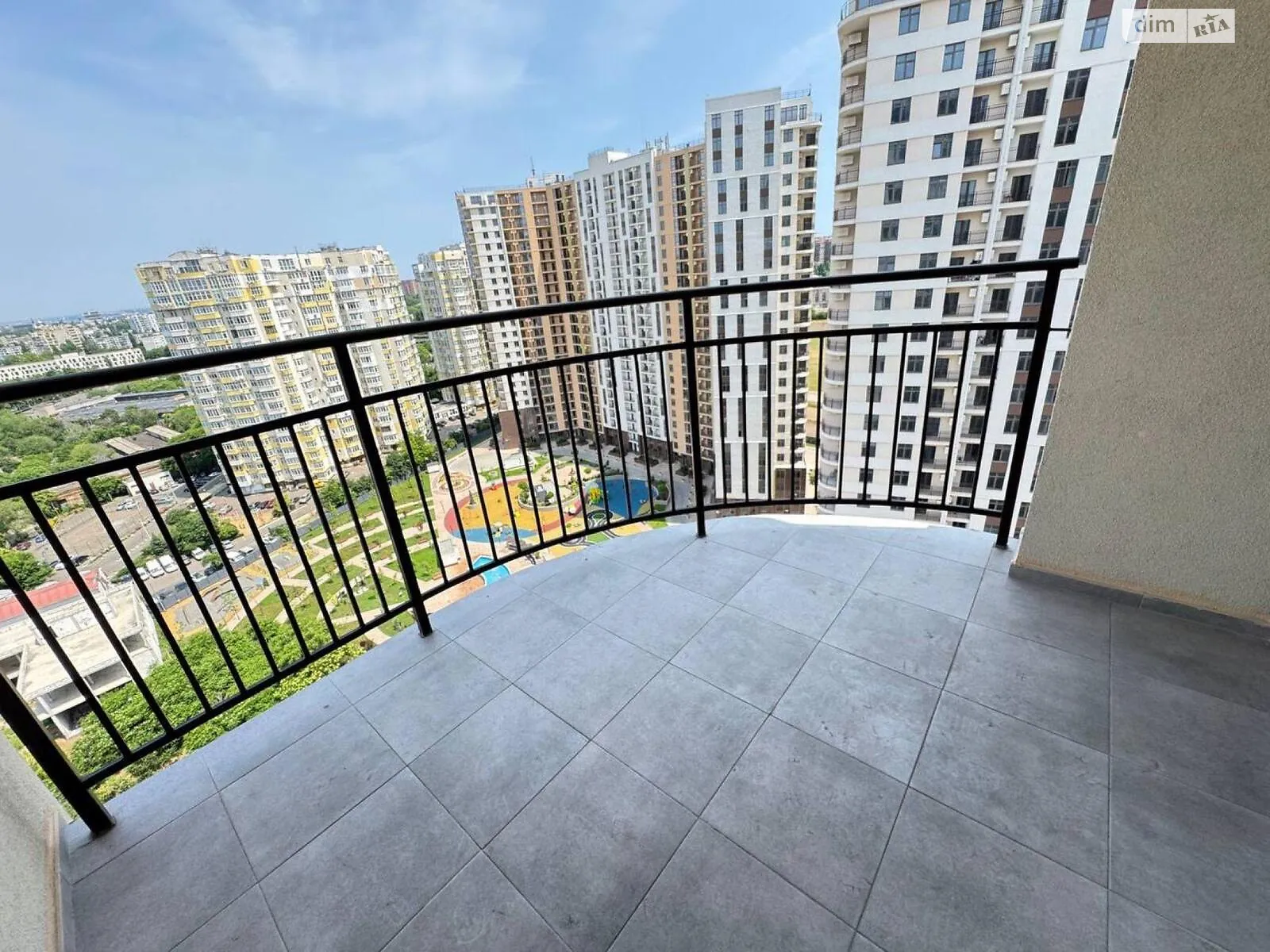 Продается 2-комнатная квартира 58 кв. м в Одессе, ул. Краснова - фото 1