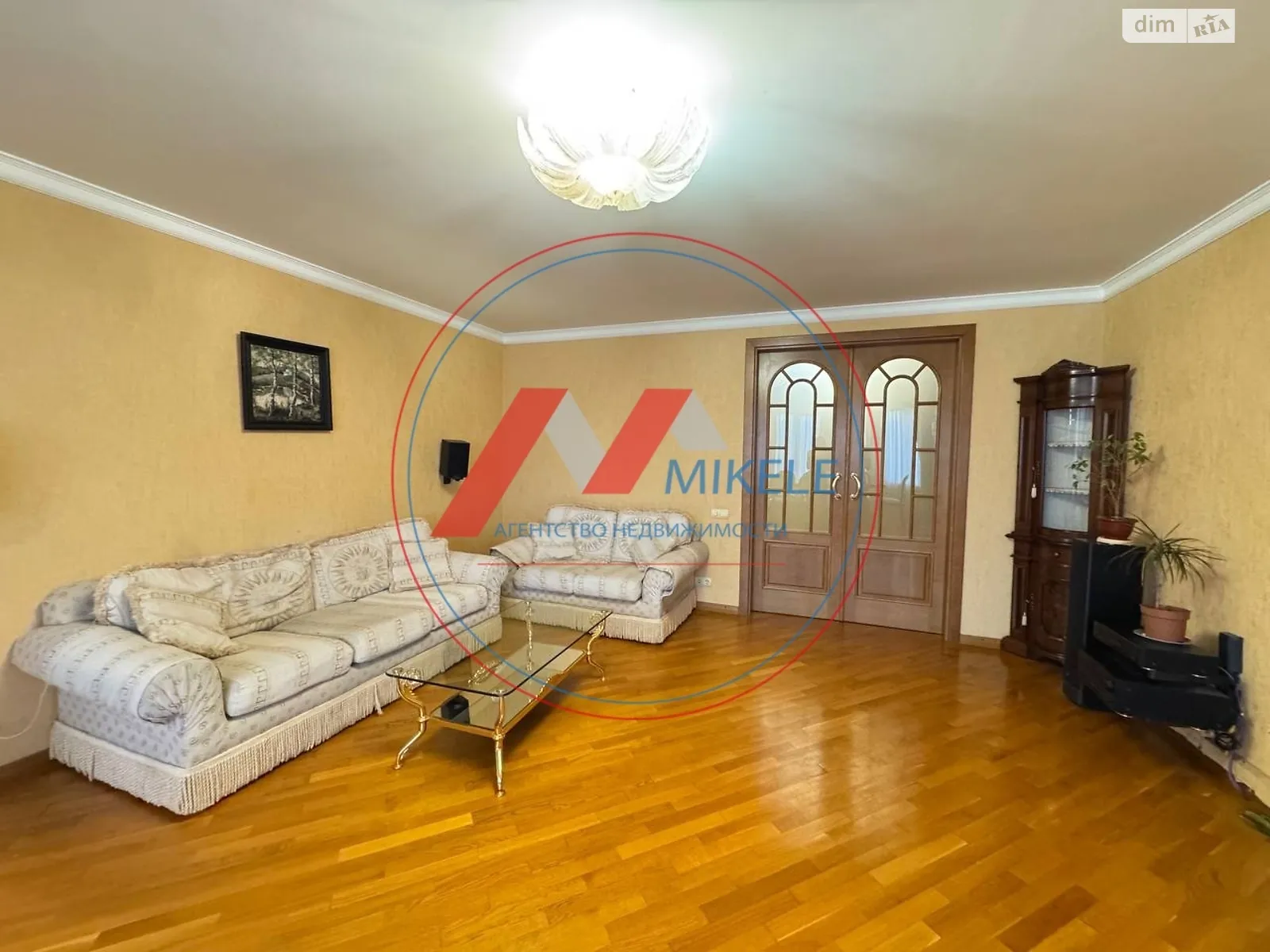 Продається 3-кімнатна квартира 120.2 кв. м у Києві, вул. Левка Лук'яненка, 29 - фото 1