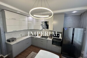 Долгосрочная аренда квартиры, Киев, р‑н. Беличи, ст.м. Академгородок, Обуховская улица, дом 137