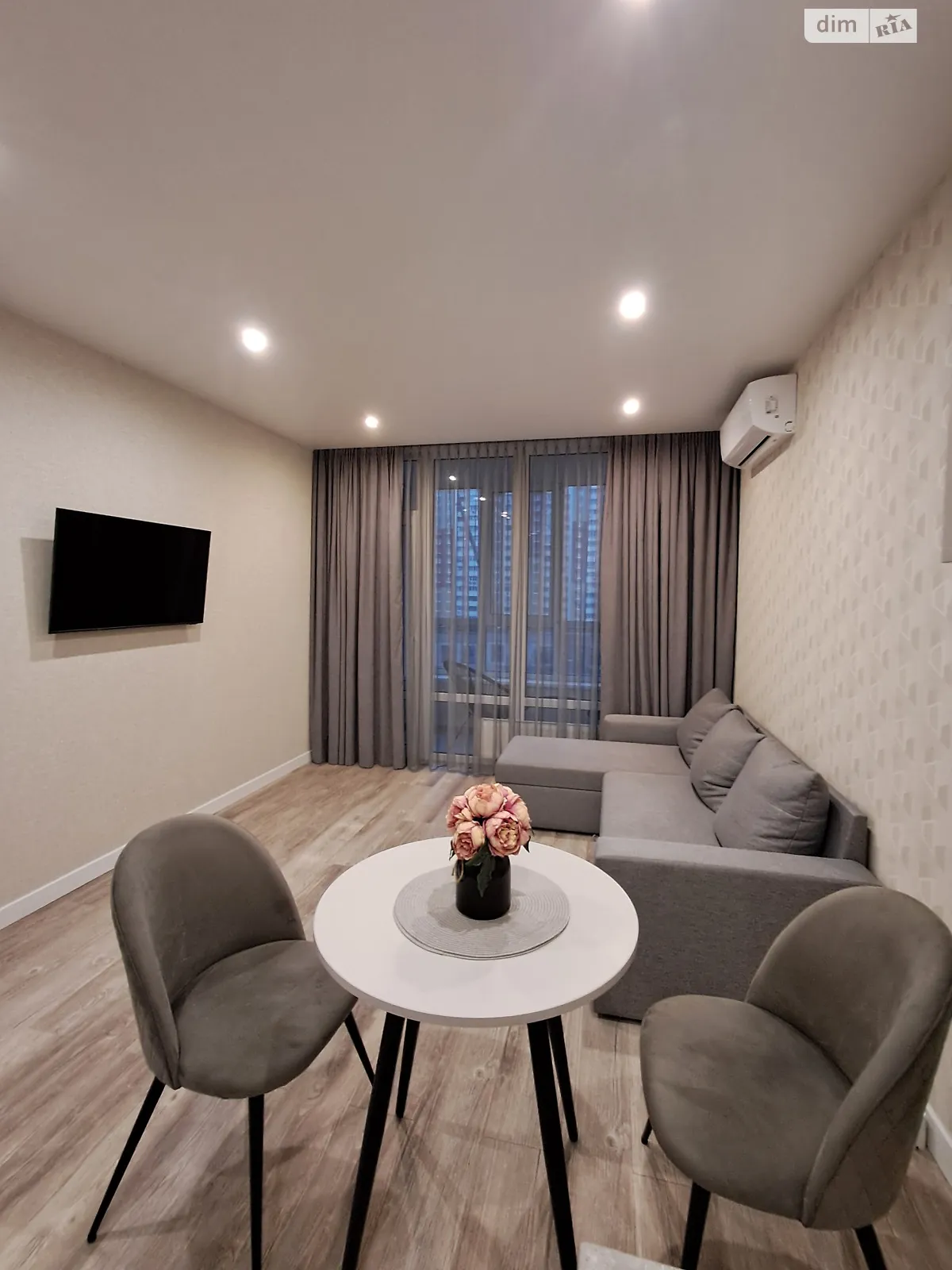 Сдается в аренду 1-комнатная квартира 47 кв. м в Киеве, ул. Генерала Грекова, 4 - фото 1