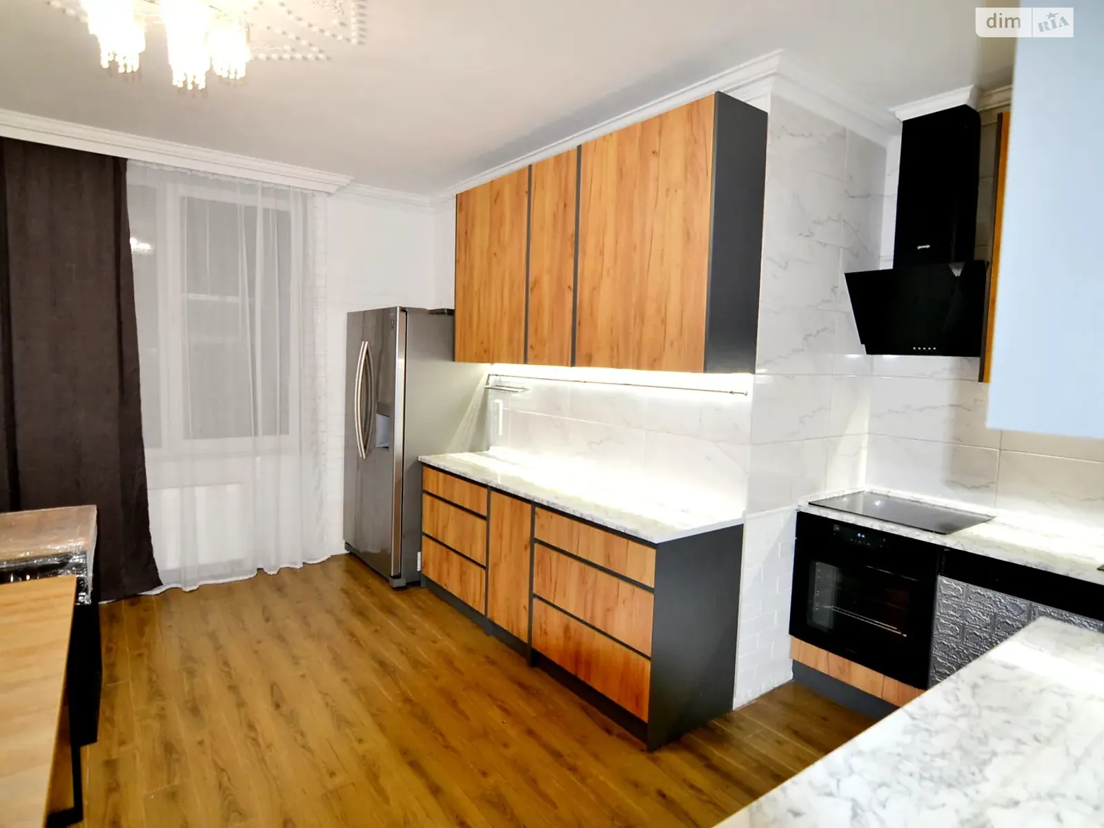 Продается 3-комнатная квартира 95 кв. м в Киеве, ул. Дмитриевская, 60/19 - фото 1