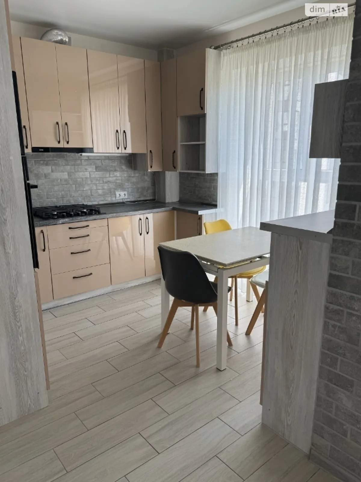 2-комнатная квартира 42.4 кв. м в Луцке, ул. Спутника - фото 1