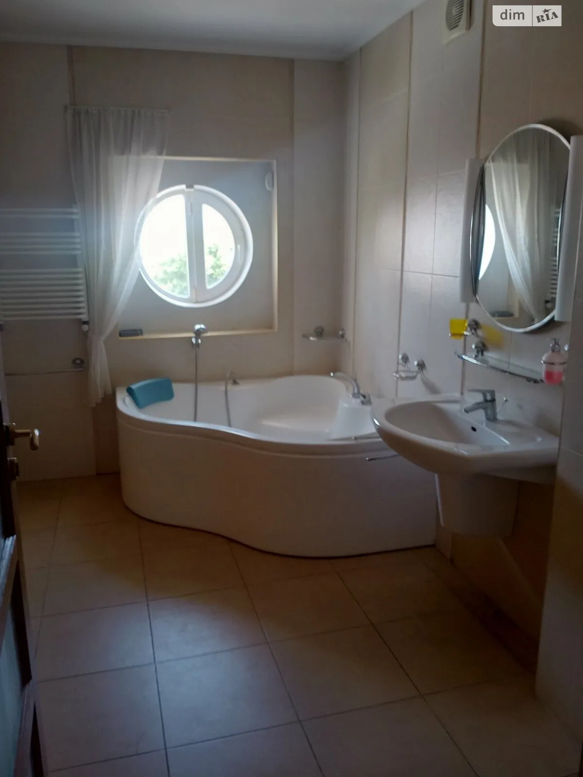 Продается 5-комнатная квартира 254 кв. м в Львове, ул. Кульпарковская, 128А - фото 1