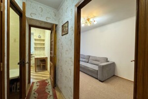 Продажа квартиры, Львов, р‑н. Научная, Владимира Великого улица, дом 37