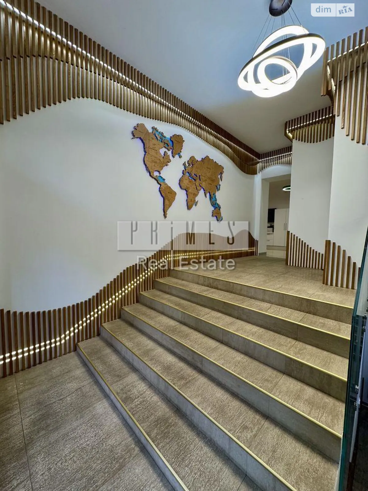 Здається в оренду офіс 352 кв. м в бізнес-центрі, цена: 5000 $ - фото 1