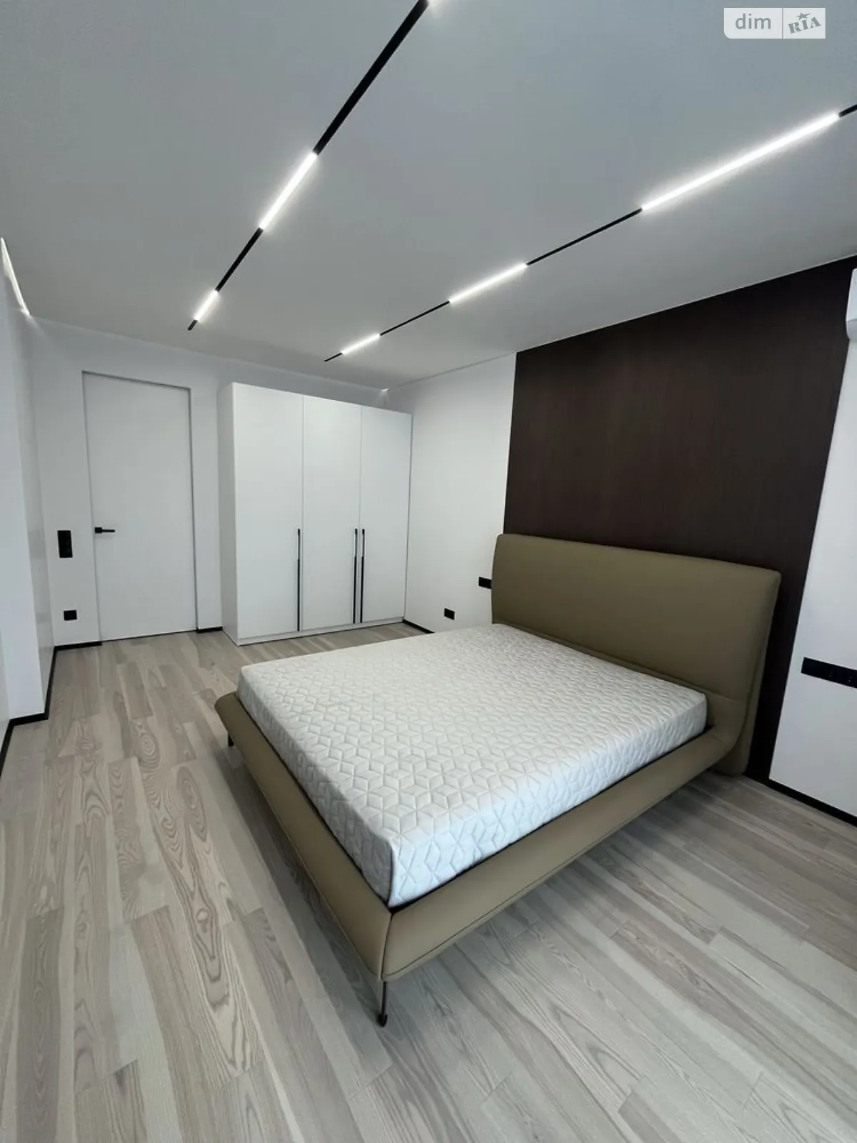 Продається 1-кімнатна квартира 52 кв. м у Києві, вул. Мокра(Кудряшова), 8 - фото 1