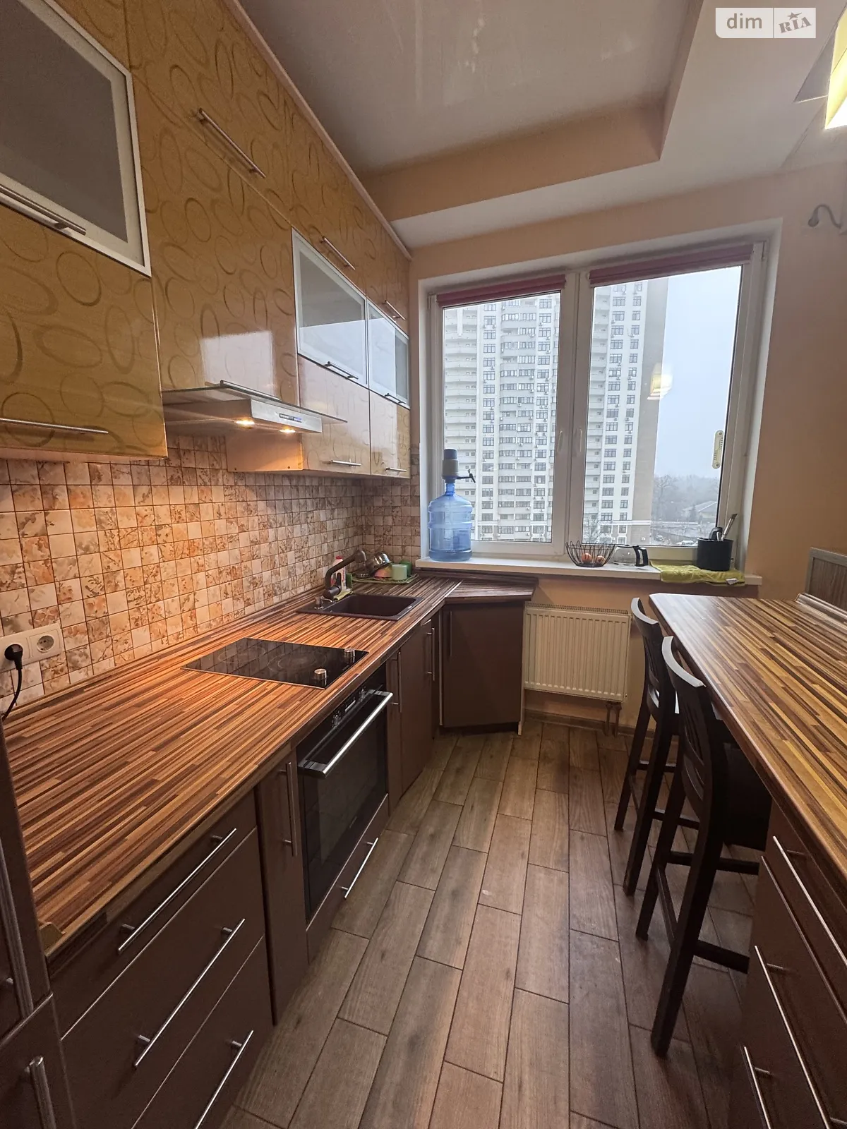 Продается 1-комнатная квартира 35.7 кв. м в Киеве, ул. Степана Руданского, 3А  - фото 1