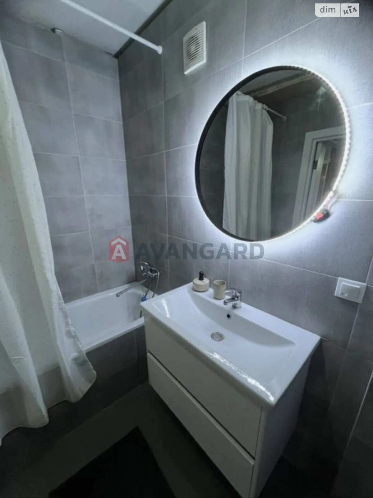 2-комнатная квартира 50 кв. м в Запорожье, ул. Красная, 3А - фото 1