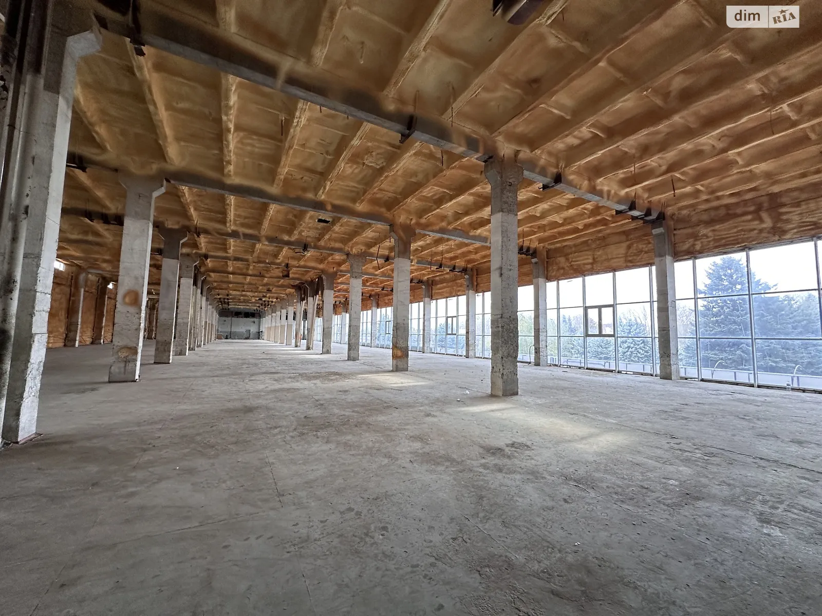 Сдается в аренду помещения свободного назначения 2500 кв. м в 4-этажном здании, цена: 250000 грн - фото 1