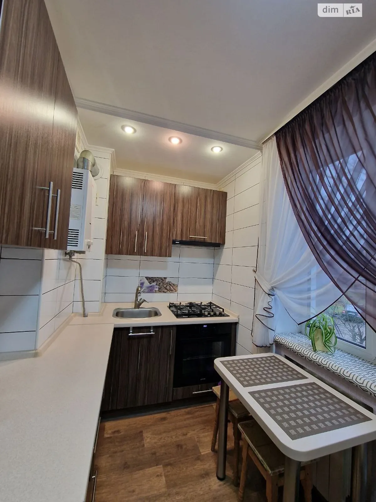 Продается 2-комнатная квартира 47.1 кв. м в Днепре, ул. Сагайдачного, 1 - фото 1