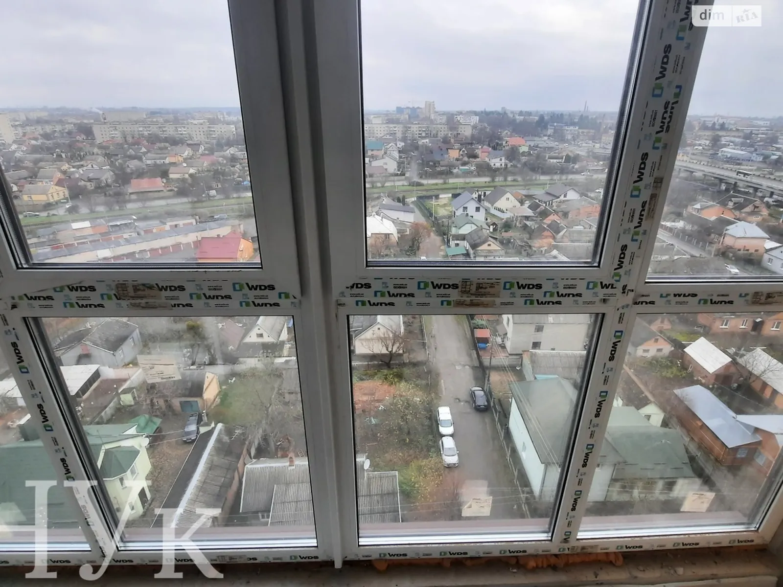 2-комнатная квартира 67.6 кв. м в Луцке, ул. Ровенская - фото 1