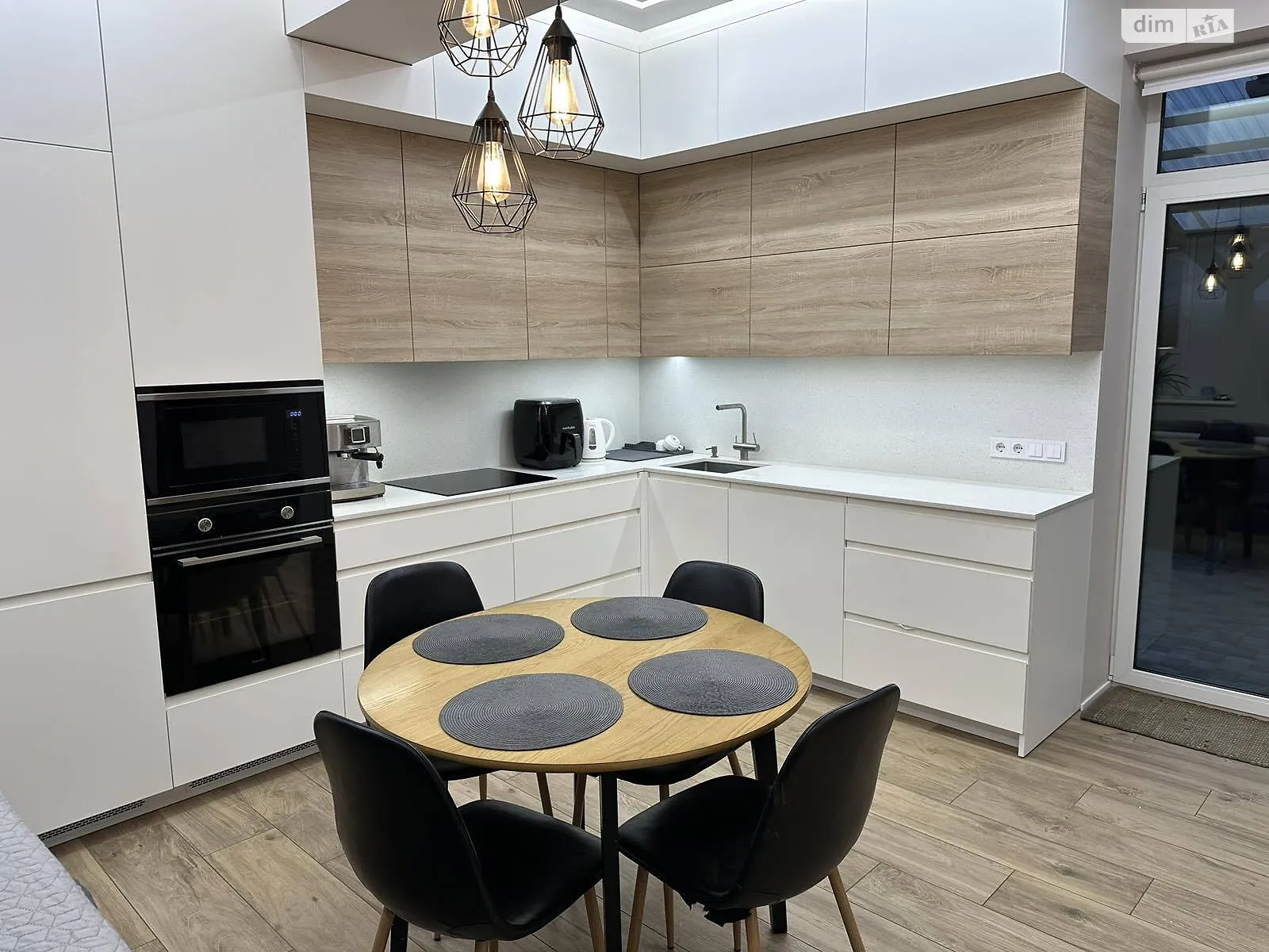 Продається 3-кімнатна квартира 77 кв. м у Дніпрі, вул. Мандриківська, 324 - фото 1