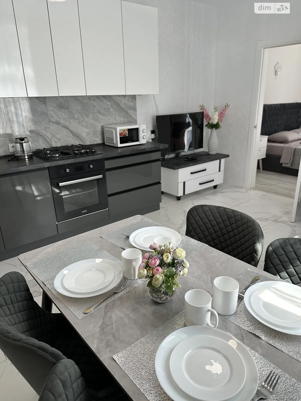 Здається в оренду 1-кімнатна квартира 50 кв. м у Одесі, пров. Педагогічний, 5 - фото 1