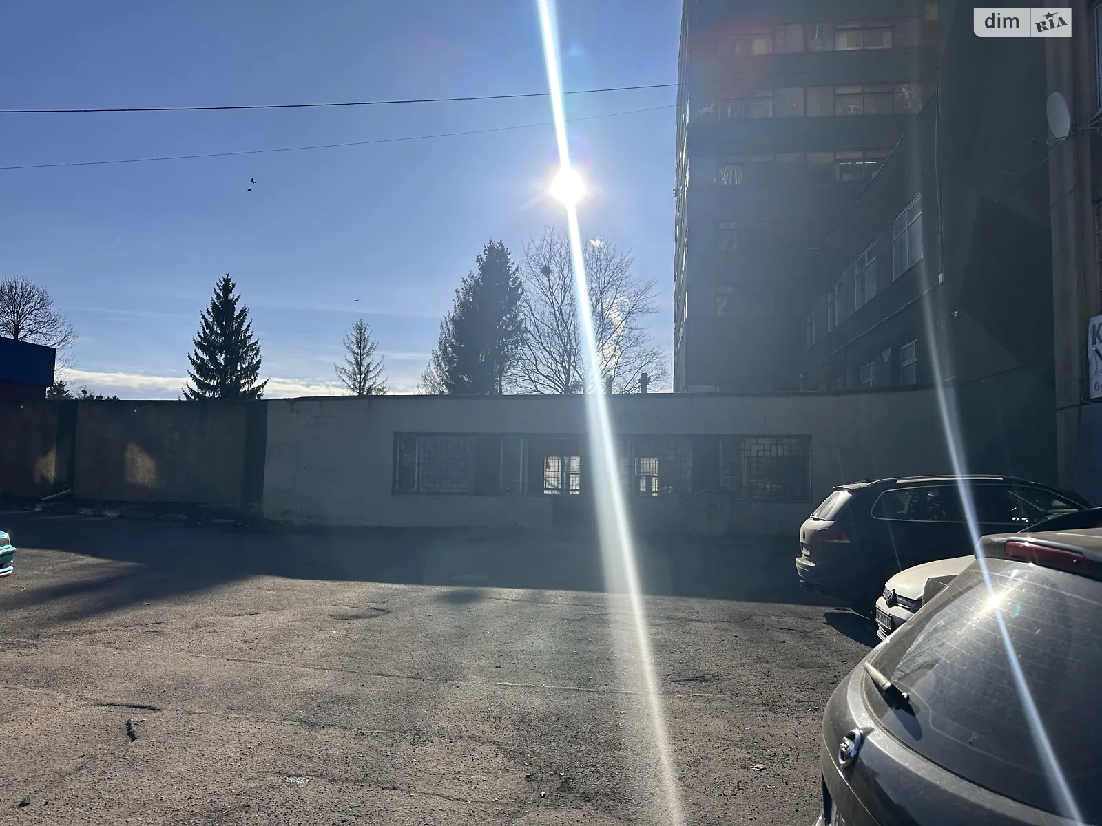 Сдается в аренду помещения свободного назначения 220 кв. м в 1-этажном здании, цена: 77000 грн - фото 1