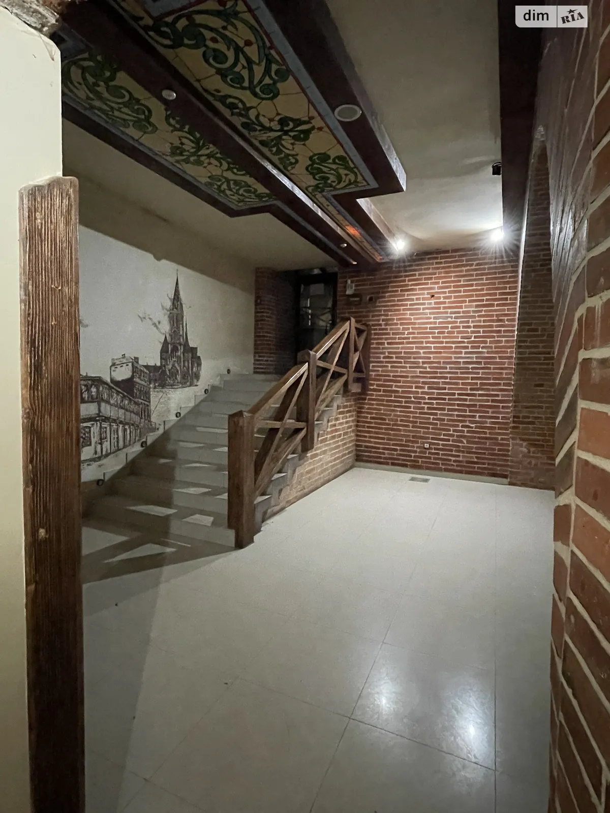 Сдается в аренду помещения свободного назначения 300 кв. м в 1-этажном здании, цена: 90000 грн - фото 1