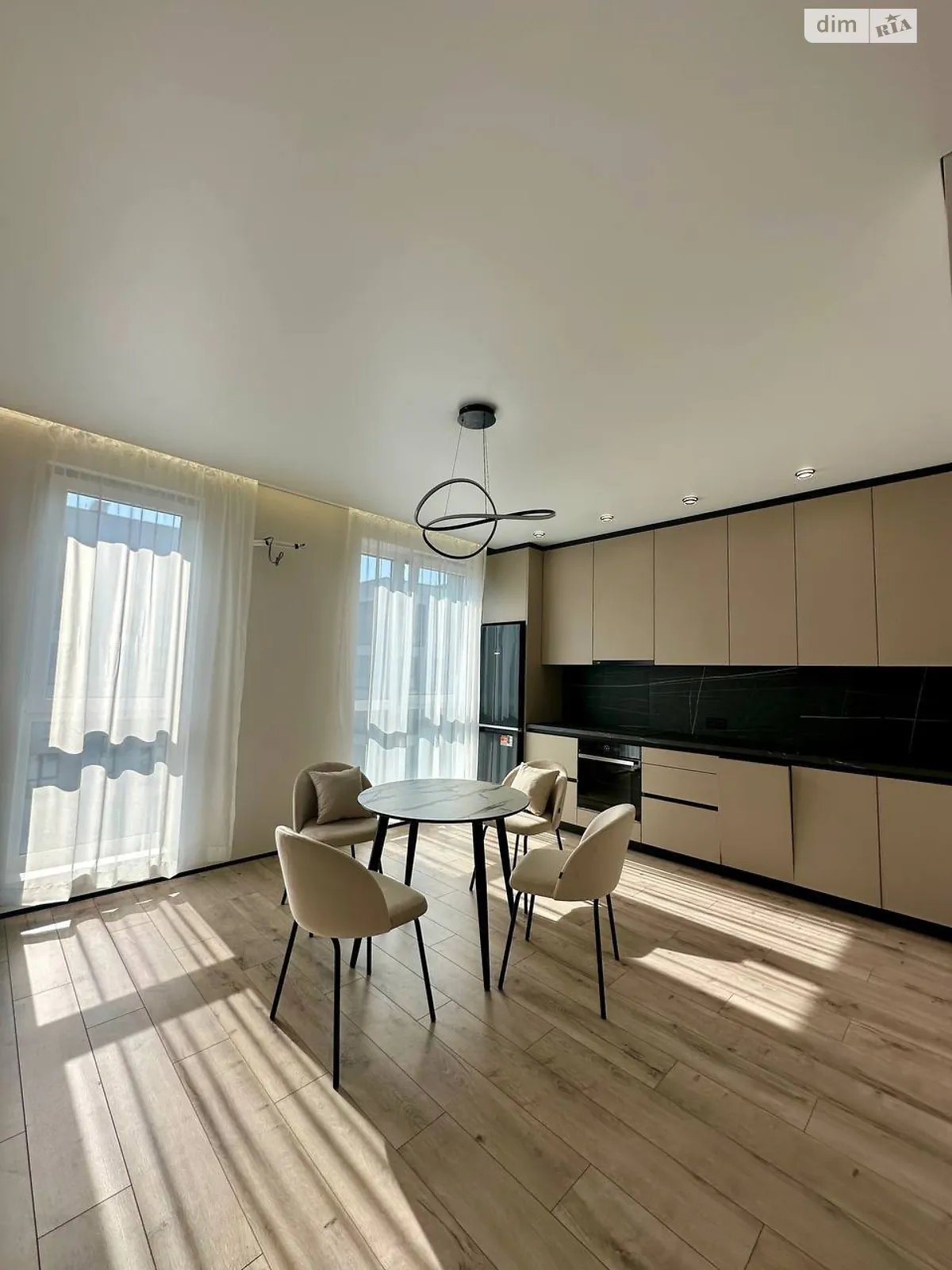 Продається 1-кімнатна квартира 44.7 кв. м у Минаї, вул. Августина Волошина, 2 - фото 1