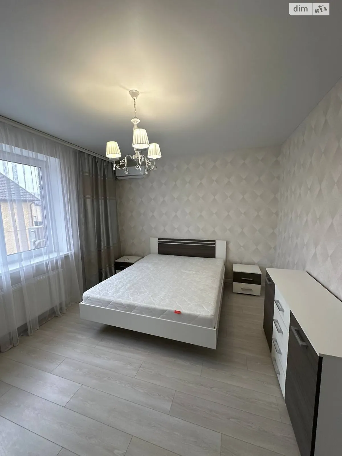 Сдается в аренду одноэтажный дом 120 кв. м с баней/сауной, цена: 1000 $ - фото 1