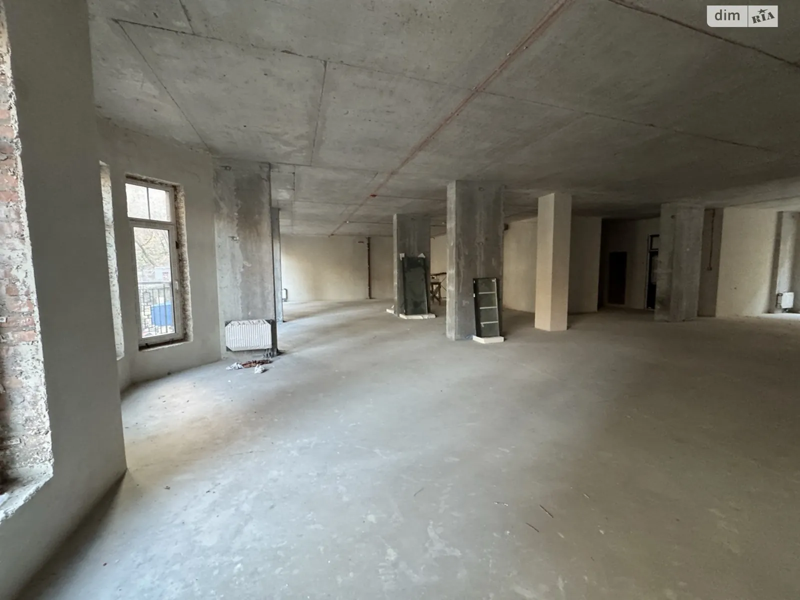 Продается помещения свободного назначения 244 кв. м в 8-этажном здании, цена: 366000 $ - фото 1