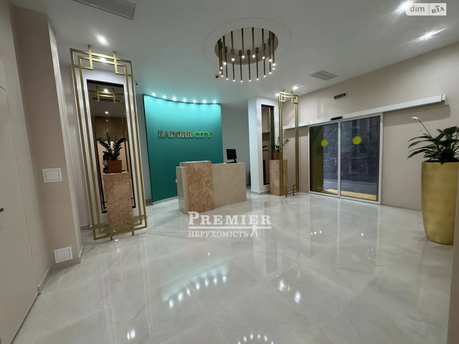 Продается 1-комнатная квартира 43 кв. м в Одессе, ул. Краснова - фото 1