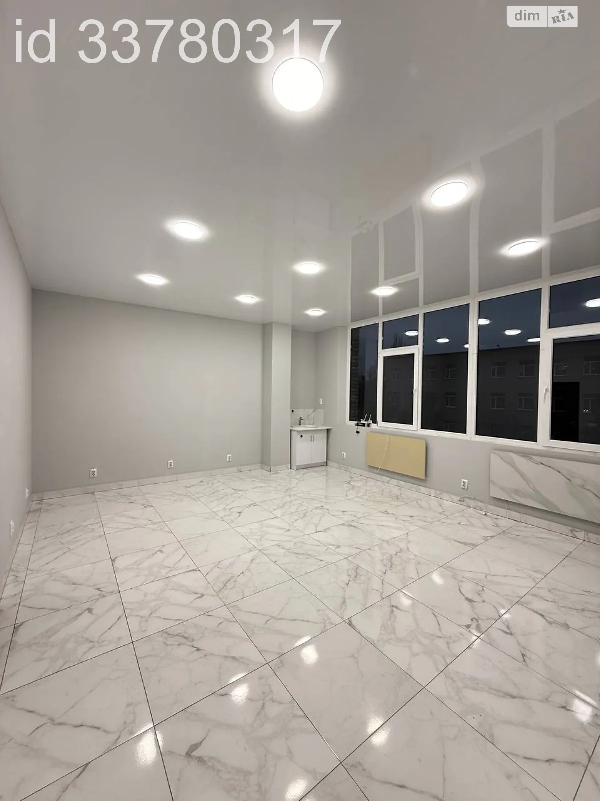 Здається в оренду офіс 29.2 кв. м в бізнес-центрі, цена: 7000 грн - фото 1