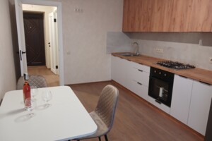 Продаж квартири, Хмельницький, р‑н. Озерна, Лісогринівецька вулиця