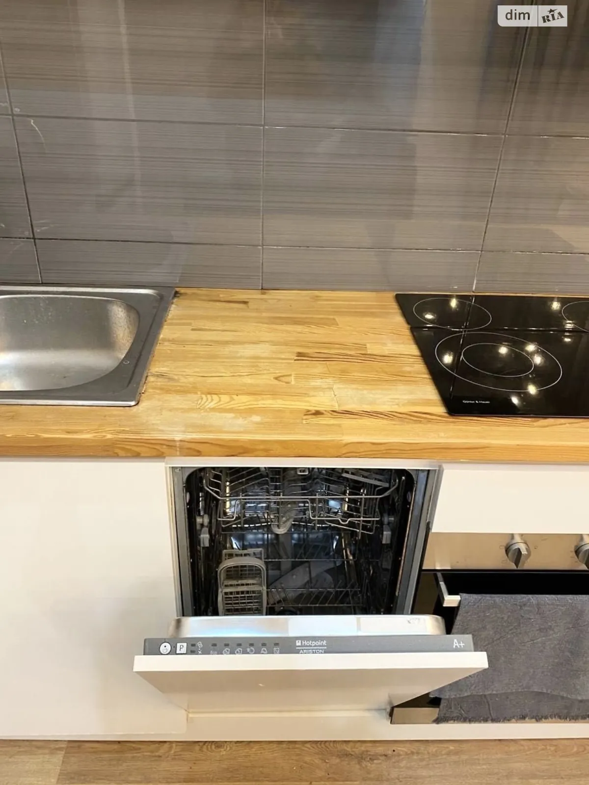 Здається в оренду 3-кімнатна квартира 75 кв. м у Одесі, вул. Велика Арнаутська, 26 - фото 1